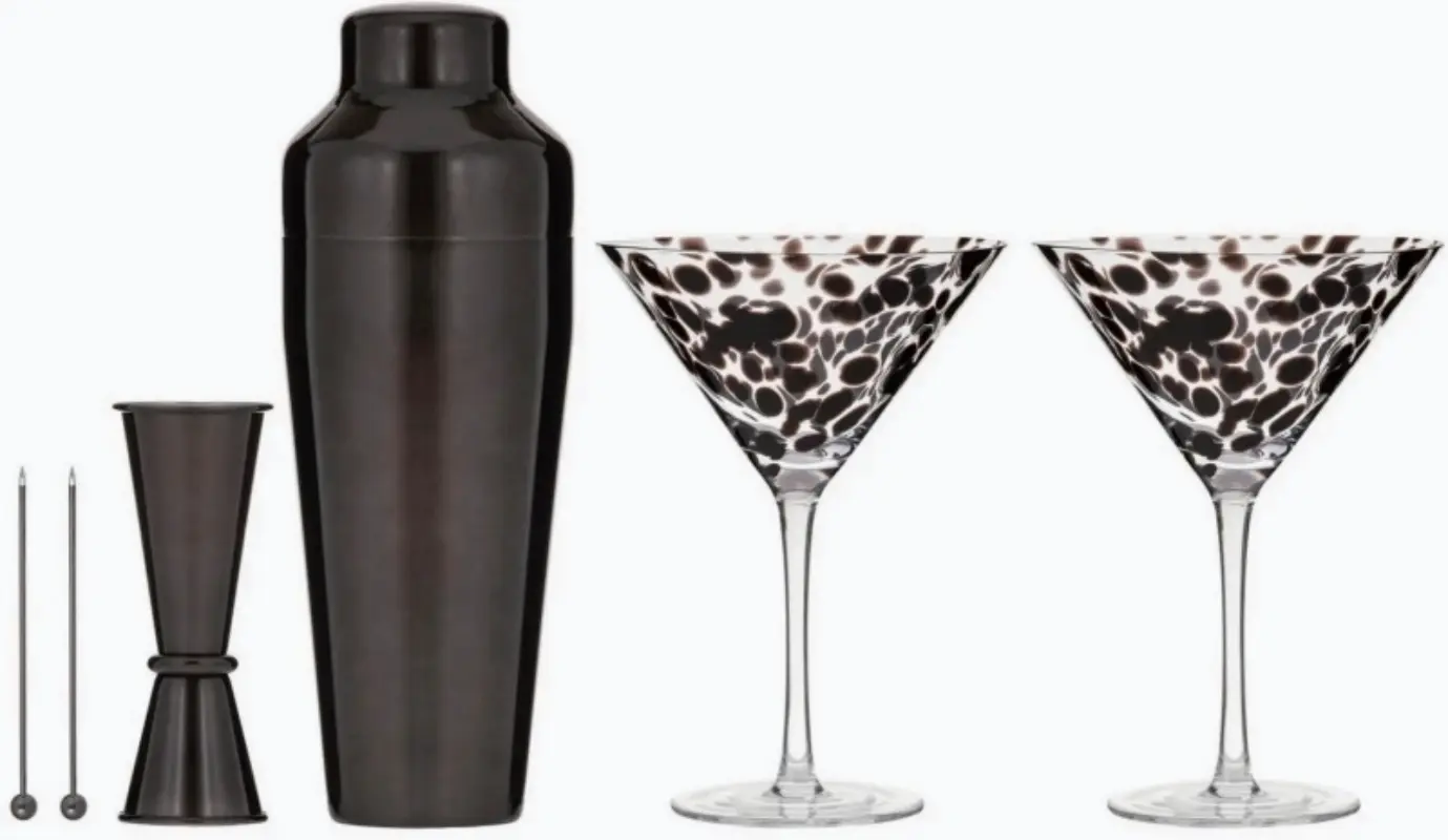 Weighted-base mixing glass with spout pour by London Black