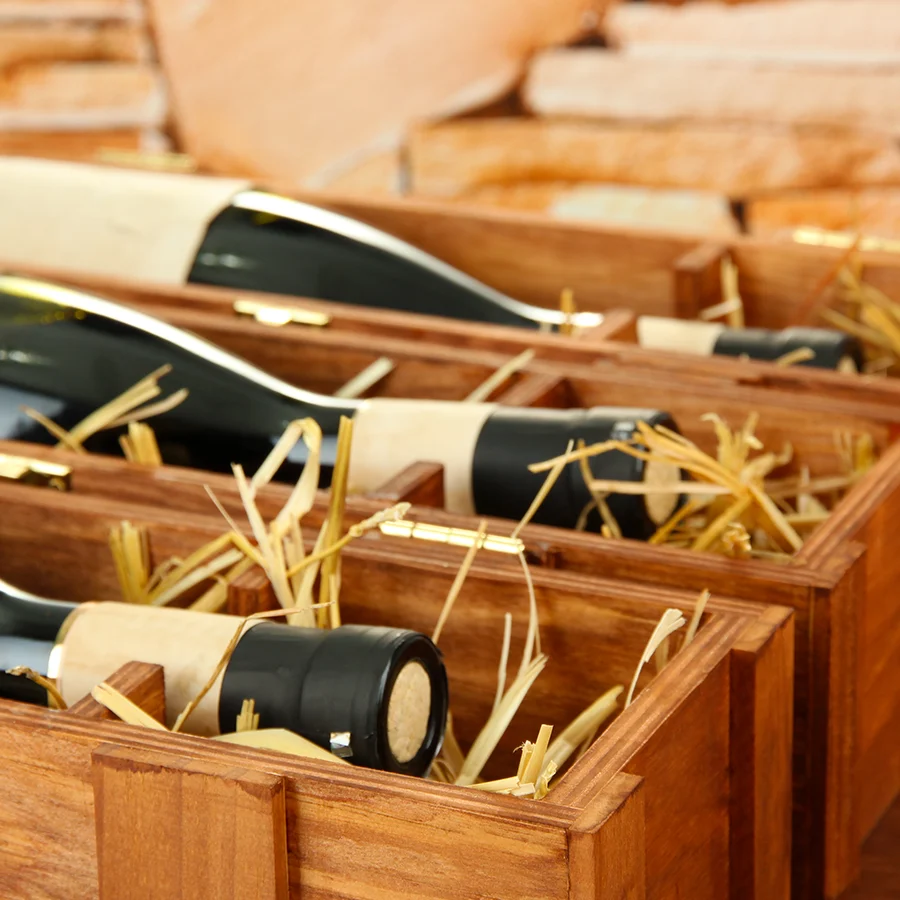 London Black homeware sourcing — kitchenware and accessories